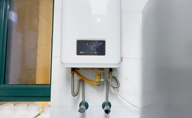 越来越多人不在家里装电热水器，他们是真聪明，还是交了智商税？