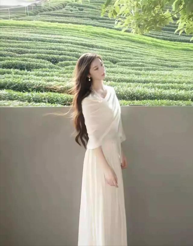 江西南昌一佳人好漂亮， 身高168cm，体重48kg 美的让人移不开眼