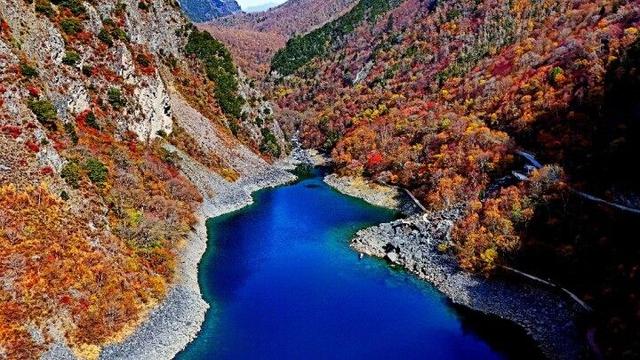 四川这个地方的初冬，是彩色的！