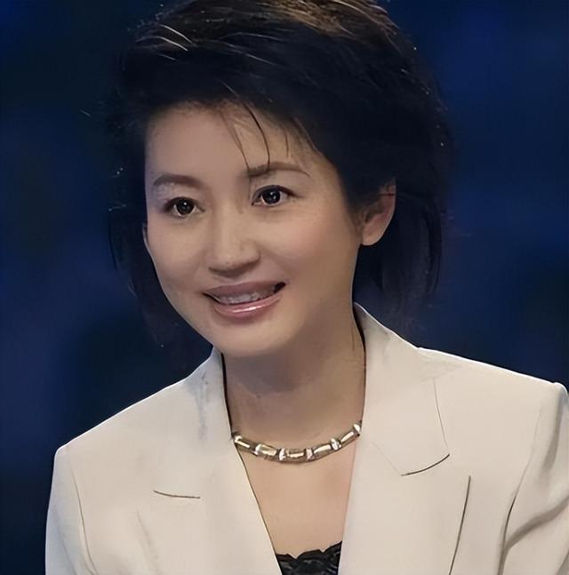 善恶终有报，57岁央视女主持王小丫，原来早已经走上另一条大路