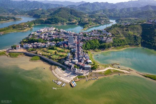 北京人去了汉中和安康，直言不讳：汉中人和安康人气质根本不一样