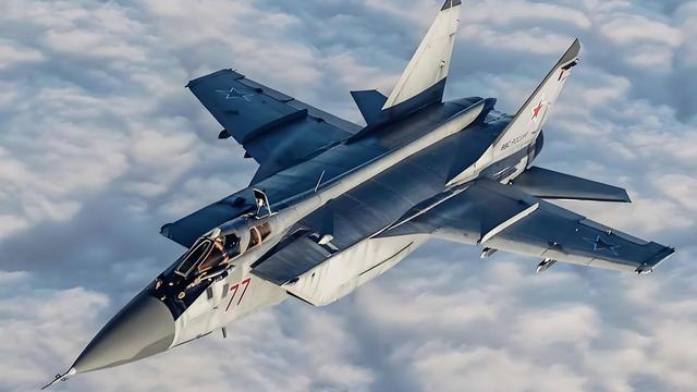 攻不了也守不住？中国空军在西藏上空，被印度空军足足欺负了40年