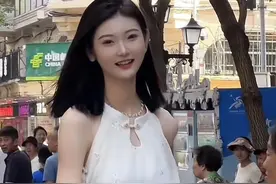 东北女孩身高2米26，长相貌美如花，母亲却犯愁：没有男孩敢追求图片