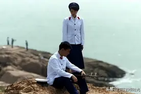江亚菲30多岁才嫁人，耽误她婚事的不是安杰，而是伤她太深的他图片
