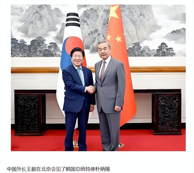 赶在飞机降落美国前，李在明对特朗普泼了一盆冷水，没让中方失望