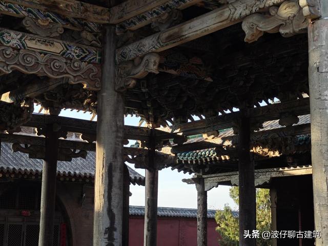 为寻古建深入介休，偶遇热心大爷，邂逅惊艳时光的东岳庙献殿