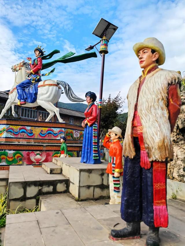 四川：摩梭风情泸沽湖！