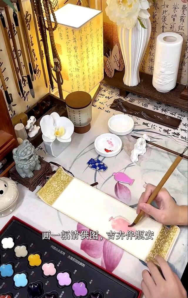故宫博物院成立100周年，年轻人开始热衷「收集文物」了？