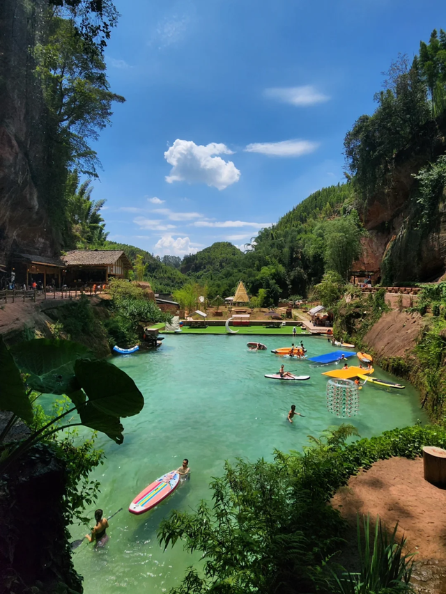 乐山本地人私藏！30个小众打卡地，颜值高还不挤！