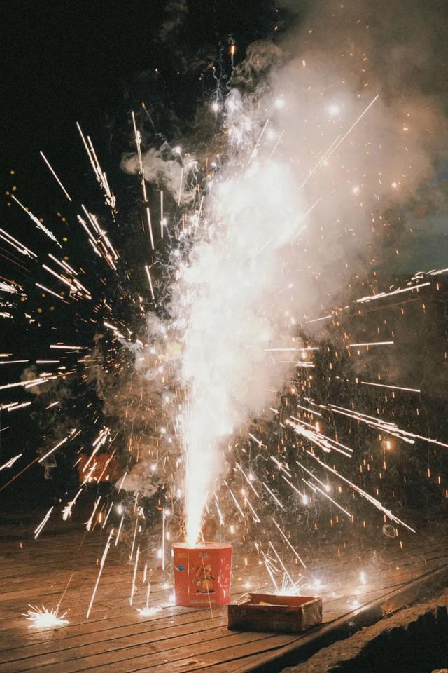 在临安，怎样才算“真土豪”？答案：买猪送房！