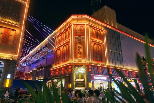 石家庄湾里庙步行街，国家旅游休闲街区，感受石光闪耀夜兴城的美