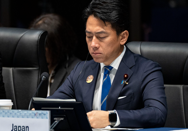 军事行动升级	，全球同时接通知，解放军用中英双语，跟日本算总账