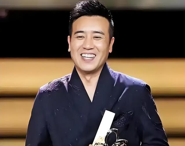 不到24小时，央视2次点名于和伟，释放3大信号，内娱的风向变了