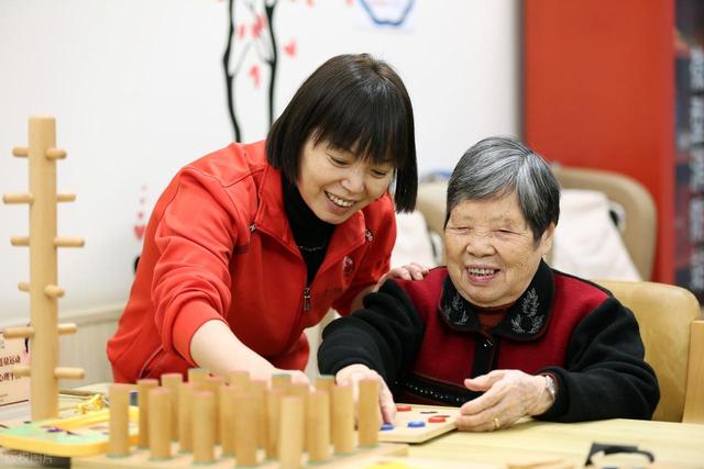 5.49分的中国式养老准备！敢买高风险养老产品反而是最没准备的？