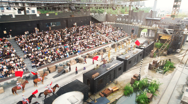 放大招了！5地游客直接冲！