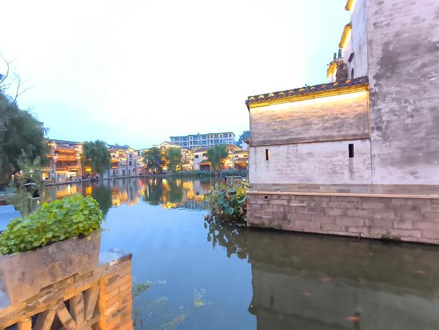 江西五日自由行：“不撞南墙不回头” 《二十二》