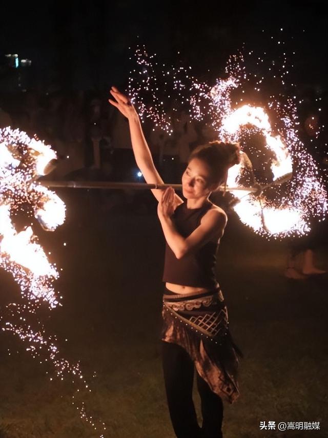 双节同庆 畅享嵩明丨来杨林嘉丽泽！非遗表演、长街宴、摸鱼大赛、电音节嗨不停