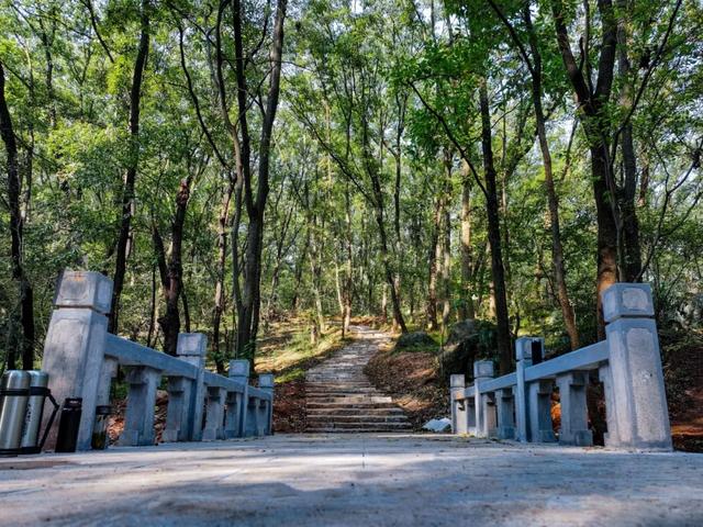 明光徒步新选择！