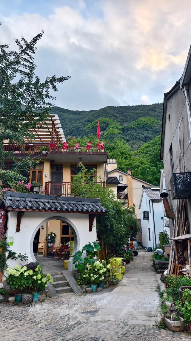 皖浙摩旅二人转——桐庐石舍村篇