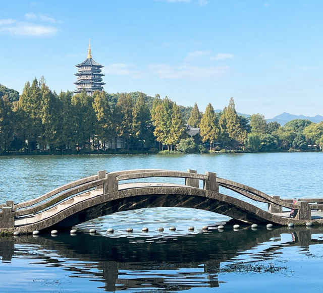 为何美国的景点大都不收费，我国景区却要收费？