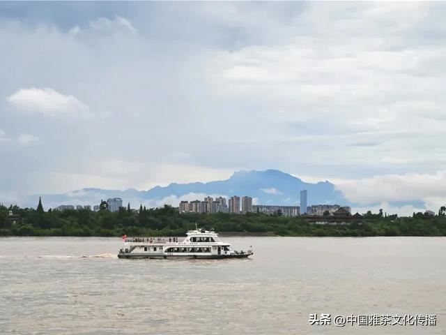 三江汇流处，嘉州大地的磅礴史诗