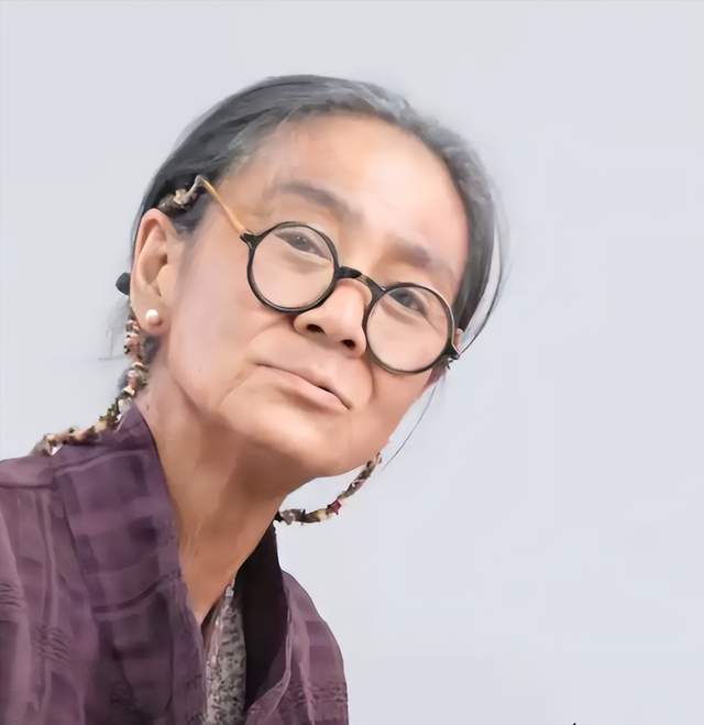 65岁刘雪华近照曝光！晚年生活无儿无女独居12年，有再多钱也没用