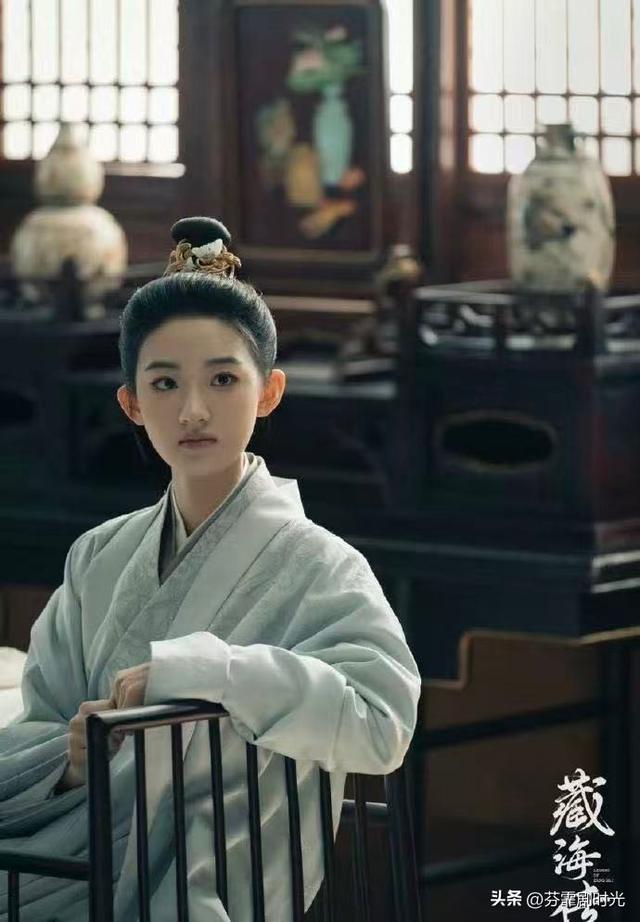 女演员身份和戏份哪个重要？看《暗河传》彭小苒和杨雨潼就知道了