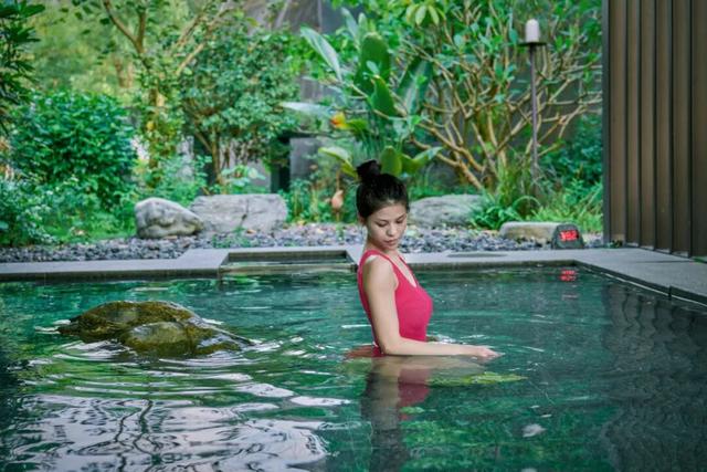 5分钟到达新兴南站！凭高铁票住房享9折优惠、泡汤泉低至¥48元/人！来禅域小镇玩转两天一夜！