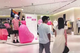 “520”浪漫氛围拉满 太原各大商家纷纷抢抓“甜蜜商机”图片