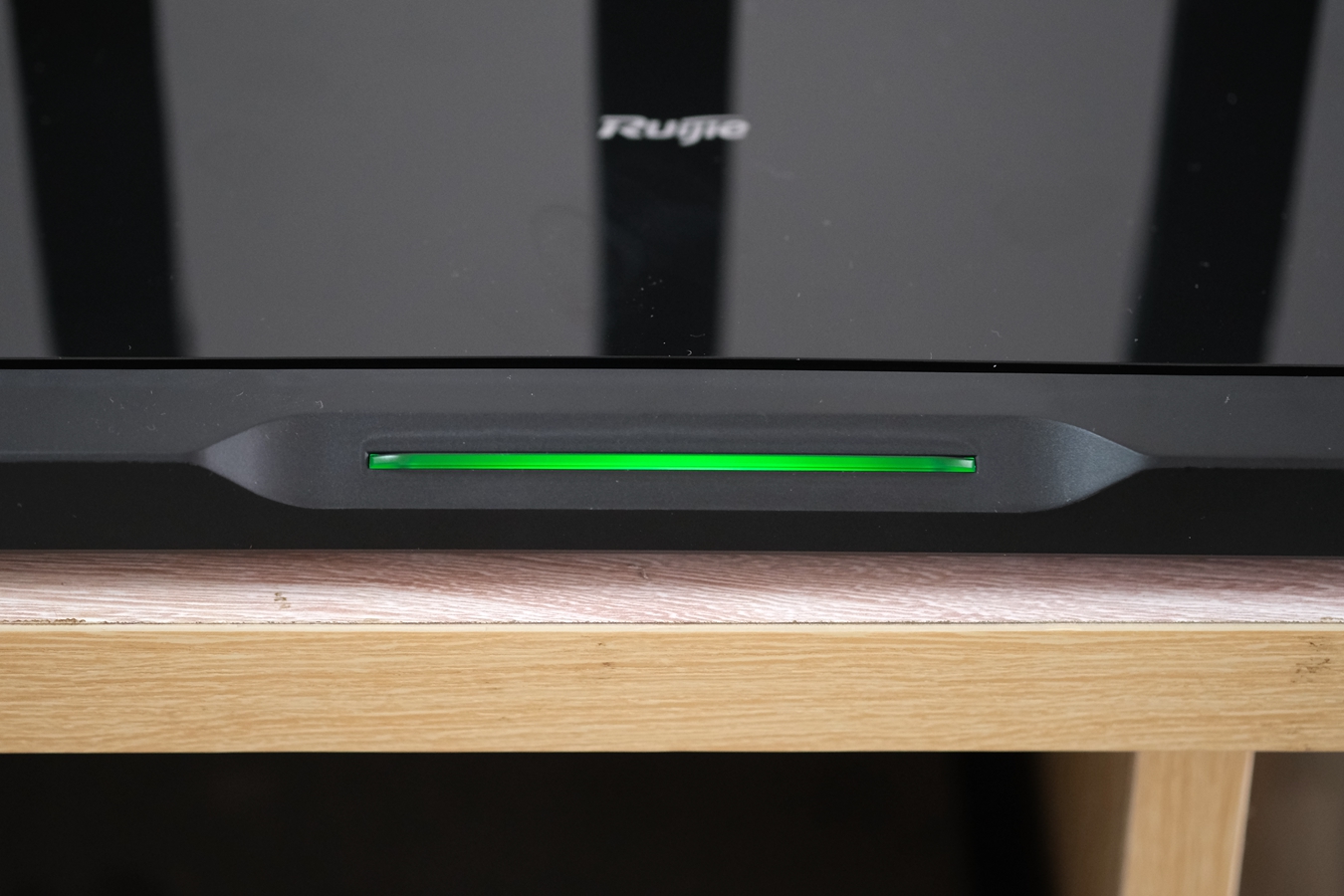 两百多元就配Game网口、5G Game频段,锐捷黑豹电竞路由器有点卷