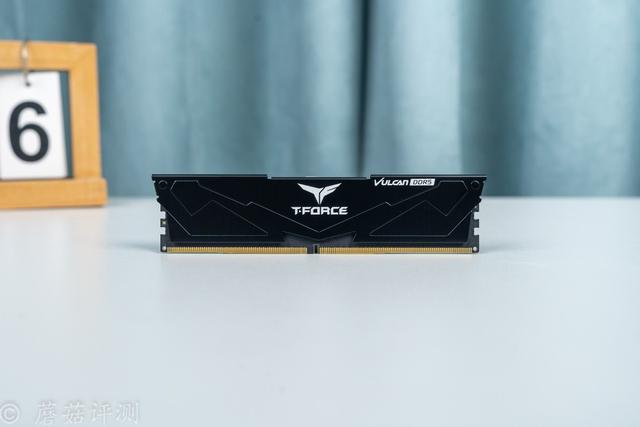 性能表现出众，兼容性表现独一档，十铨T-Force VULCAN火神D5 评测