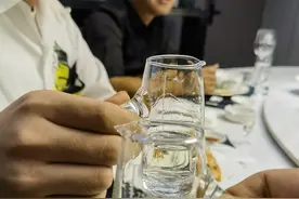 男人喝黄金草泡水一个月的真实感受图片