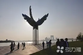 苏州：金鸡湖右岸 城市新风景图片
