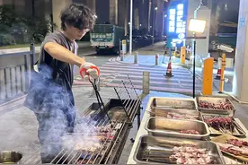 摆摊大叔直言：城管不追了，客人也没了，七八家摆摊都决定不干了图片