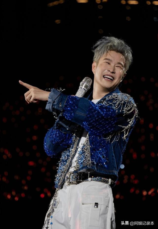 央媒点名，官方下场，资本表态	，闫学晶彻底凉凉！