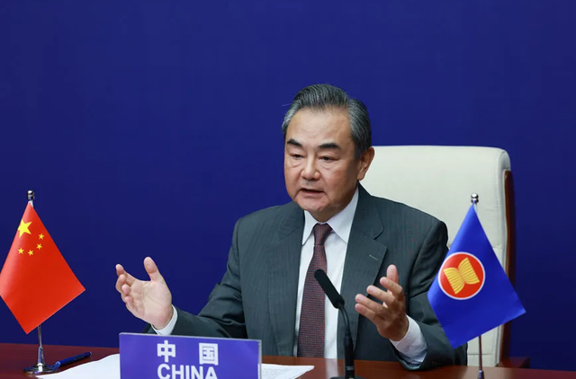 走投无路的委内瑞拉，一通电话打往北京，中方果然没让马杜罗失望