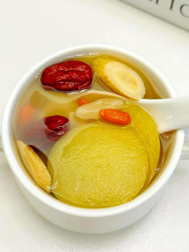 从180到100斤，建议多喝这苹果水，一清内热、二养脾胃、三补气血