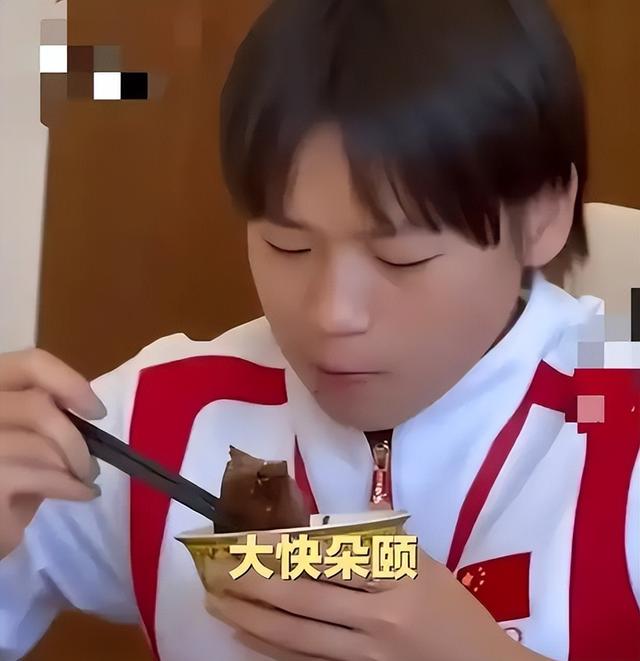 远离“造神”陷阱，央视新闻报道，揭开了18岁全红婵“真实现状”