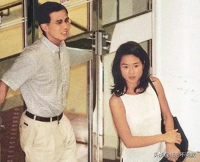2909亿身家有何用？97岁的李嘉诚无力回天，两个60岁儿子已成心病