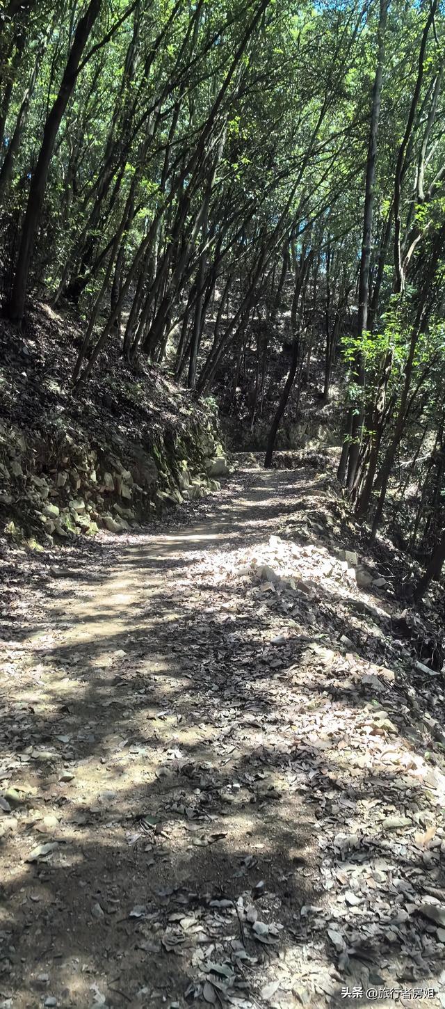 真没想到，在四明山古村深处还隐藏着这样一处水库