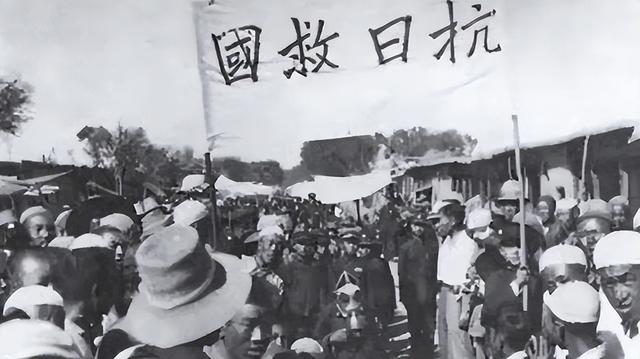 她是上将夫人，也是隐藏50年的“超级间谍”，91岁才道出真相