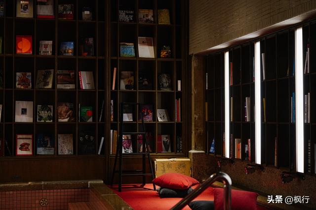 说起雪地泡汤，难道只有北海道吗？