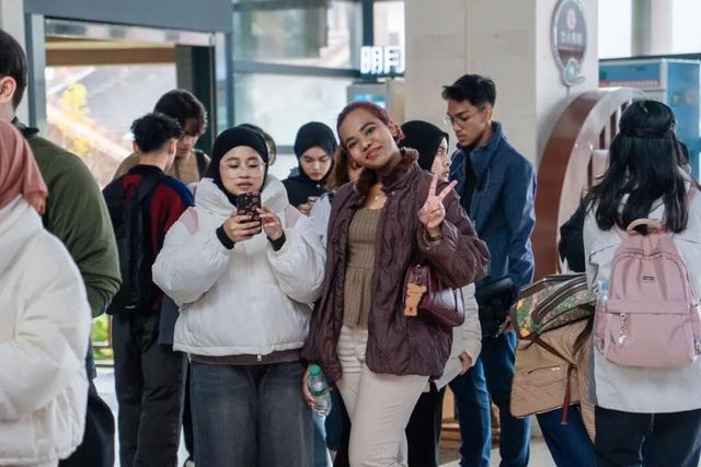 研学、健身、登山、赏景…周末的明月山也太热闹了！