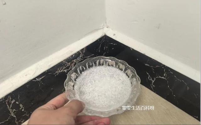 为啥关灯蚊子嗡嗡叫，开了灯却找不到？教你一招，一觉睡到天亮！