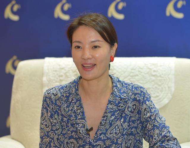 丈夫入狱、男友死缓，离开央视又被释永信牵连，她还能翻身吗？