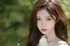 从被送进女德班第一天开始，她像狗一样，只能趴在地上吃饭图片