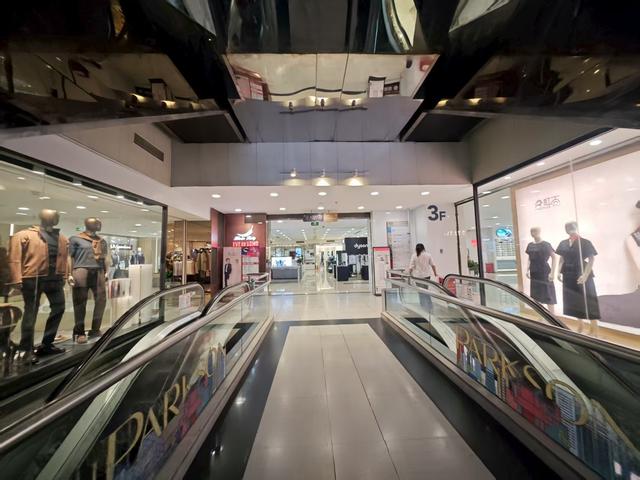 太突然了，北京复兴门百盛年底闭店，31年老商场谢幕