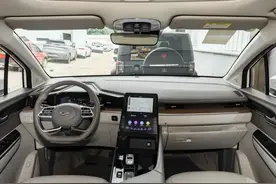 16 万拿下 7 座大 MPV，现代库斯途超值之选！图片