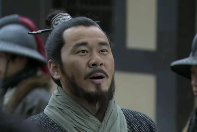 新三国“搞笑名场面”，曹操刘备上榜，吕布堪称“整活儿王”