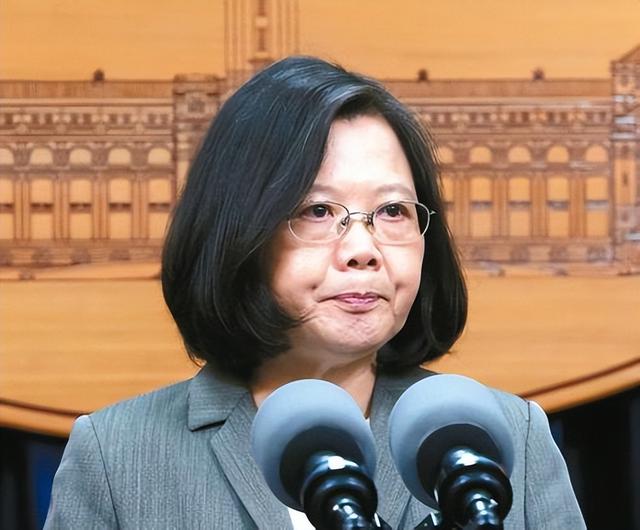 日本连开3枪，蔡英文已离岛，事态严重了，解放军通牒已发往东京